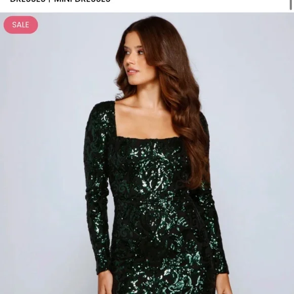 Windsor | Dresses | Windsor Green Bodycon Hoco Dress